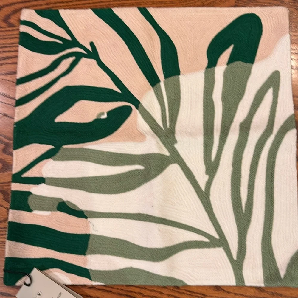 NWT West Elm Crew Palm 20”x20” Square Pillow Cover Hand Crafted 100% Cotton NEW!